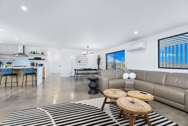 8256 Quail Springs Road, Joshua Tree CA: https://media.crmls.org/mediaz/0bbe384a-7f31-4365-a970-cf6533174785.jpg