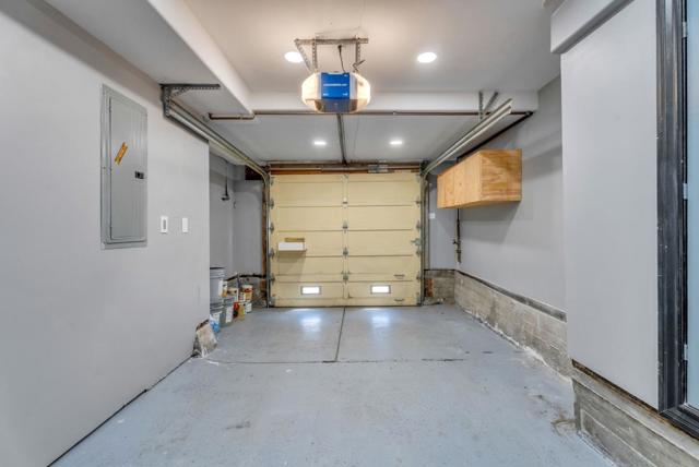 1851 21st Avenue, San Francisco CA: https://media.crmls.org/mediaz/0bbe4c30-72e5-4ef6-9771-39a83517a568.jpg