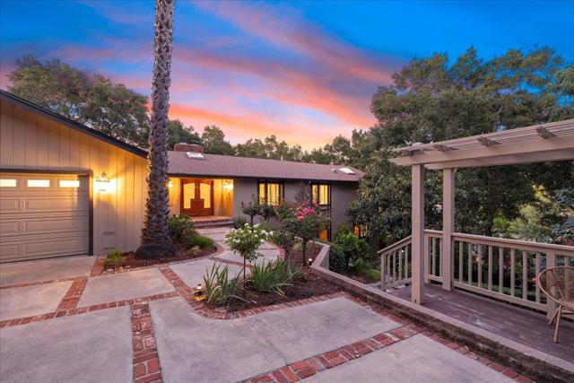 105 Vista Del Prado, Los Gatos CA: https://media.crmls.org/mediaz/0bbe629c-216a-4a59-97af-e98f2e3cdef9.jpg
