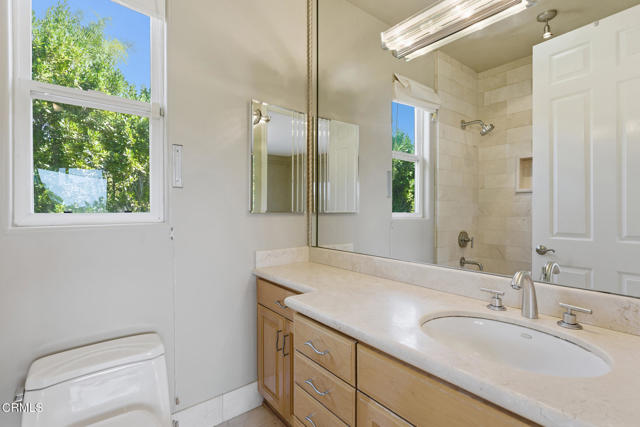 Detail Gallery Image 33 of 39 For 4174 Elm View Dr, Los Angeles,  CA 91316 - 5 Beds | 5 Baths