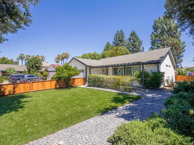 6055 Larchmont Court, San Jose CA: https://media.crmls.org/mediaz/0bc056c5-4032-47cb-9b7f-c3e78231f3a1.jpg