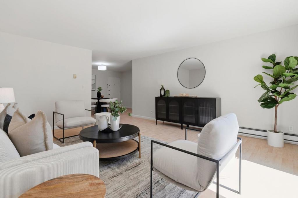 1031 Crestview Drive #305