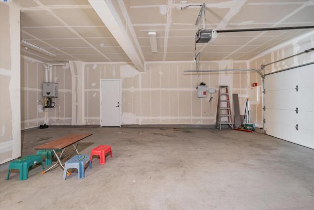 3602 Levanto Way, Manteca CA: https://media.crmls.org/mediaz/0bc20a21-04b1-4e98-8e63-1299d802d114.jpg