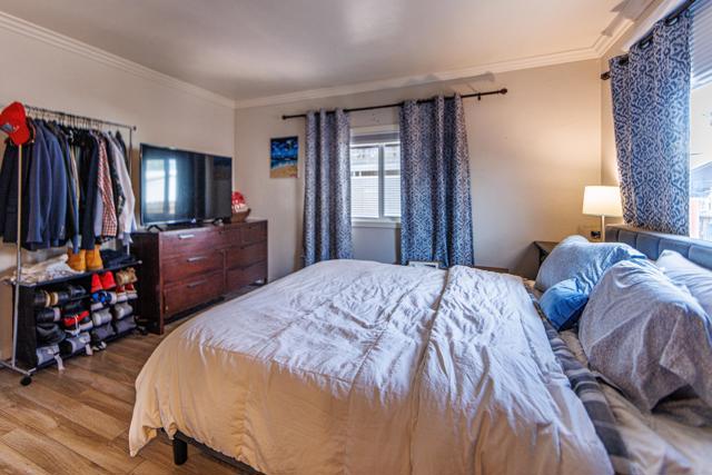 43155 Portola Avenue, Palm Desert CA: https://media.crmls.org/mediaz/0bc2253f-3efa-487c-b1a8-d11f70da458a.jpg