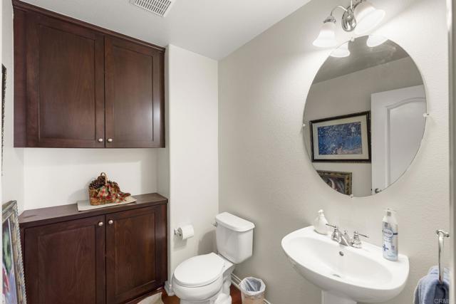 Detail Gallery Image 12 of 35 For 10353 Pinion, Escondido,  CA 92026 - 5 Beds | 4/1 Baths