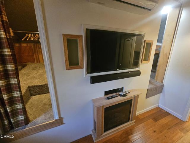 11643 Luanda Street, Lakeview Terrace CA: https://media.crmls.org/mediaz/0bc39d4c-6f08-4c01-b28e-c6ee5efe1ab4.jpg