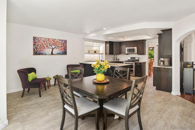 16504 Calle Pulido, San Diego CA: https://media.crmls.org/mediaz/0bc4393e-a6d3-44a1-9c1b-4403d4183bfa.jpg