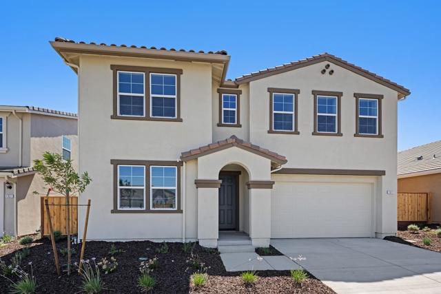 1911 Amaryllis Drive, Hollister CA: https://media.crmls.org/mediaz/0bc5a393-d00d-466d-a0c8-a0d96e3765d9.jpg