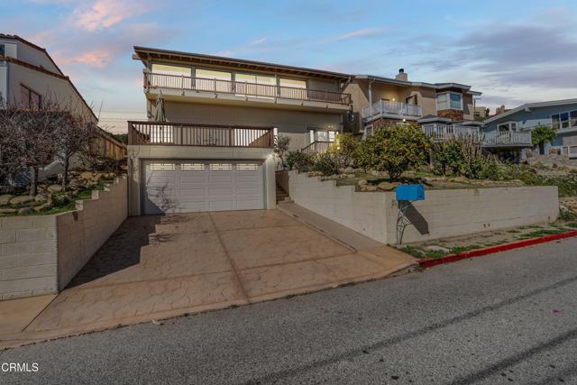 2269 Hyland Avenue, Ventura CA: https://media.crmls.org/mediaz/0bc68087-1947-44ab-adb1-a63596be268b.jpg