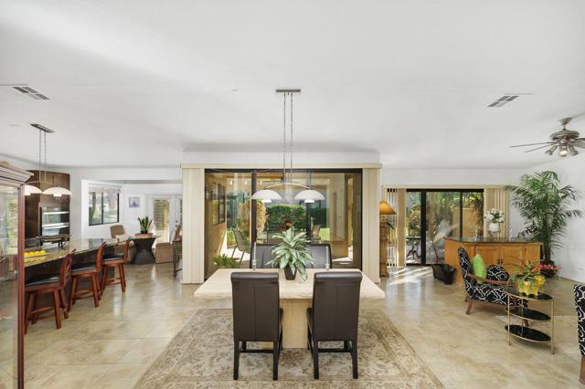 Image 5 of 26 For 78575 Vista Del Sol