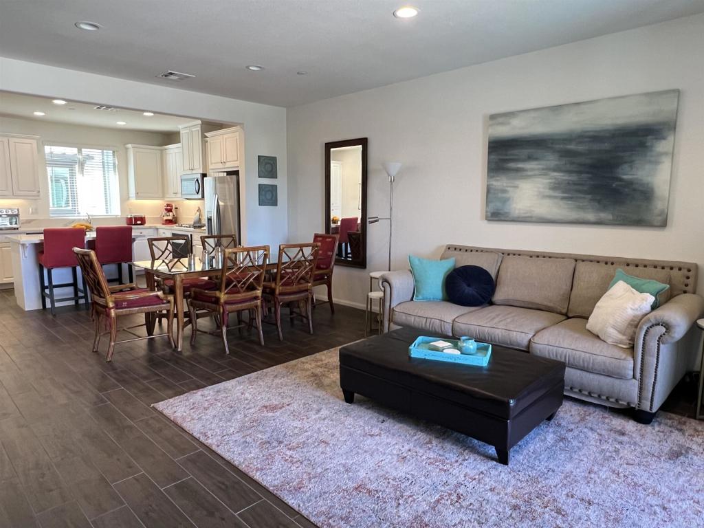 2332 Verano Way - photo 5
