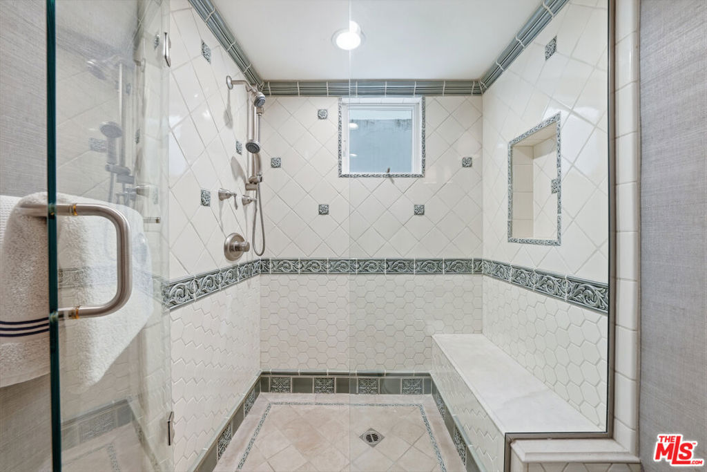 MLS #26850387 image #17