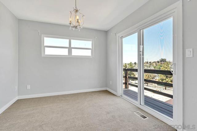 8060 Lemon Ave, La Mesa CA: https://media.crmls.org/mediaz/0bcba3b2-3a77-48a6-91e5-5d4f83bf9528.jpg
