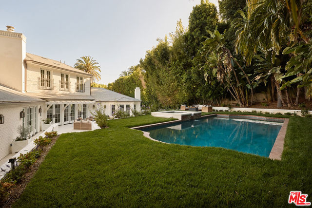 6 Bed Home for Sale in Los Angeles, California