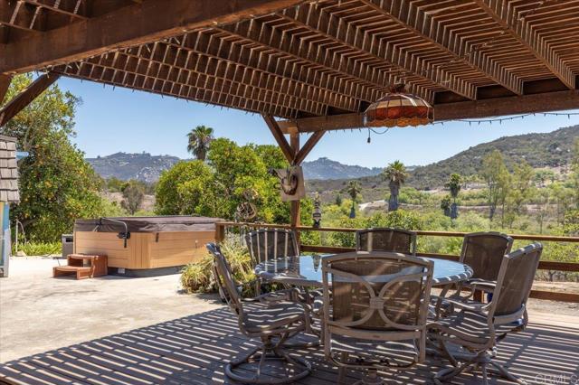 Detail Gallery Image 57 of 60 For 945 El Paseo, Vista,  CA 92084 - 4 Beds | 3 Baths