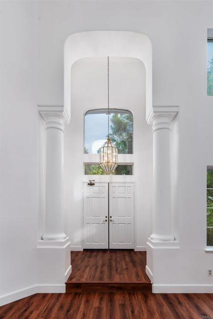 Detail Gallery Image 6 of 55 For 11605 Windcrest Ln, San Diego,  CA 92128 - 4 Beds | 3 Baths