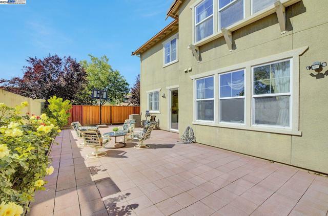 200 ARDEN CT, San Ramon CA: https://media.crmls.org/mediaz/0bceab3a-3a9b-4eda-afe3-f9293e08fc0f.jpg