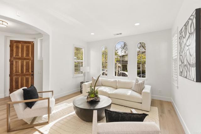 Detail Gallery Image 4 of 54 For 2680 Bressi Ranch Way, Carlsbad,  CA 92009 - 3 Beds | 3 Baths