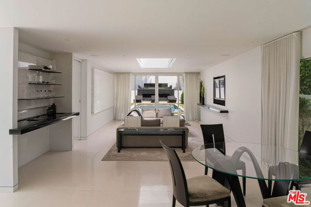 4 Bed Home for Sale in Los Angeles, California