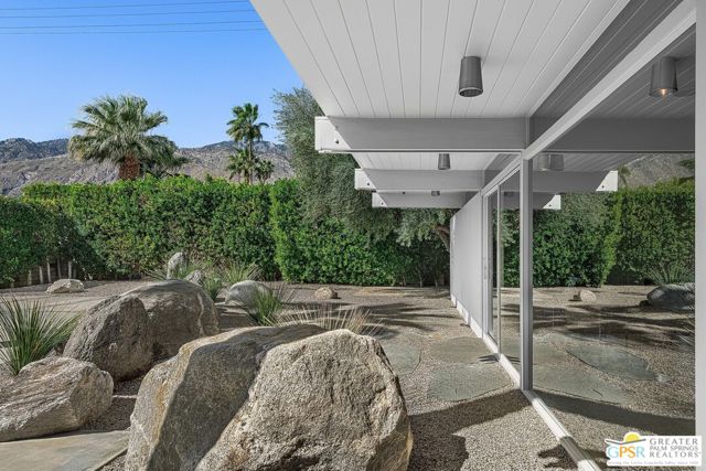 Image 4 of 45 For 1272 Verbena Drive