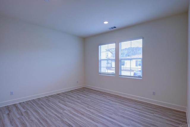 2981 Orchard Glen, Escondido CA: https://media.crmls.org/mediaz/0bd0c473-33ea-4e0c-b174-0163c35d7ddb.jpg