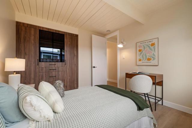 224 Loon Court, Foster City CA: https://media.crmls.org/mediaz/0bd18f14-aa85-435c-93a5-6356cc741530.jpg