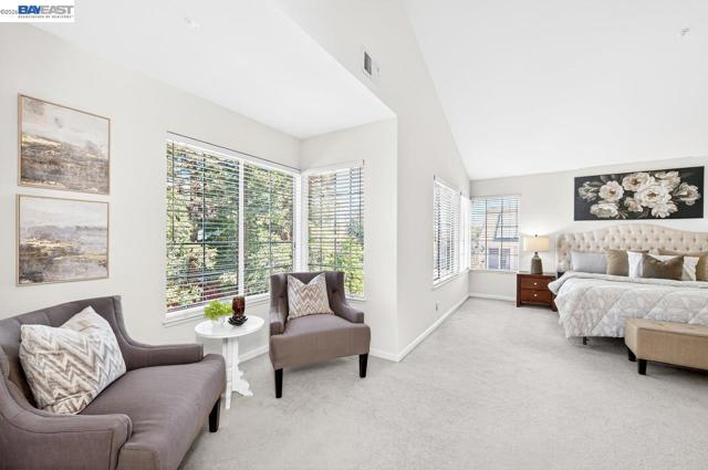 Image 31 of 46 For 579 Amberwood Way