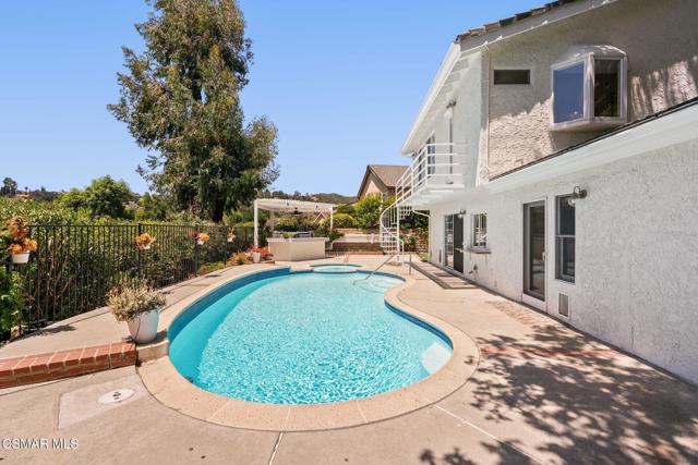 1984 Nettlebrook Street, Westlake Village CA: https://media.crmls.org/mediaz/0bd2eae8-ed7c-44bf-9228-11a81cef976f.jpg