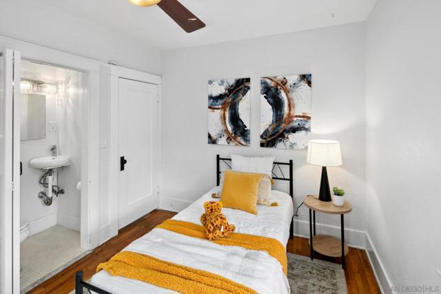 Image 18 of 30 For 4067 Palmetto Way