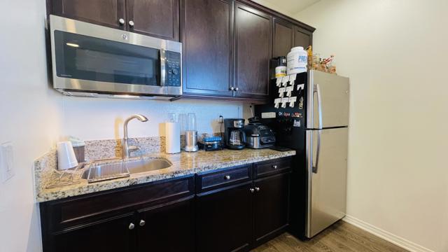 82982 Wheatley Court, Indio CA: https://media.crmls.org/mediaz/0bd383eb-0b89-4551-970b-92bb0e2baf4b.jpg