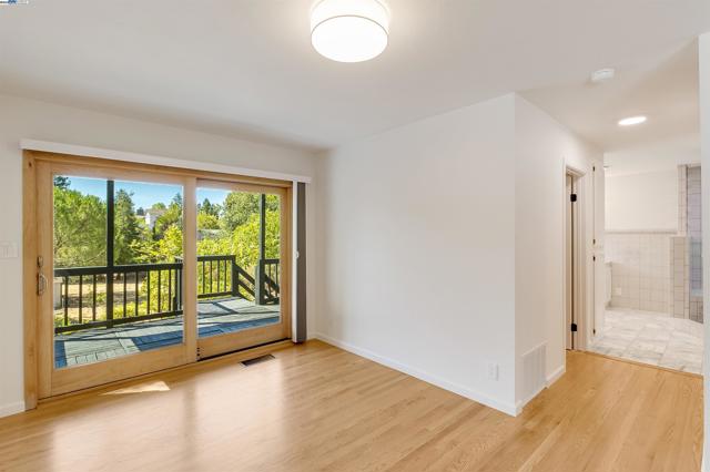 1069 Coombsville Rd, Napa CA: https://media.crmls.org/mediaz/0bd438c6-e869-473f-8dd1-5f1414ef2a5a.jpg