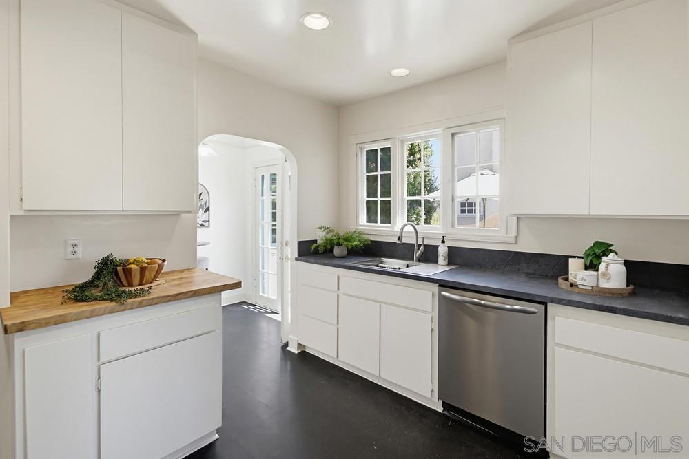 4263 Hawk Street - photo 20
