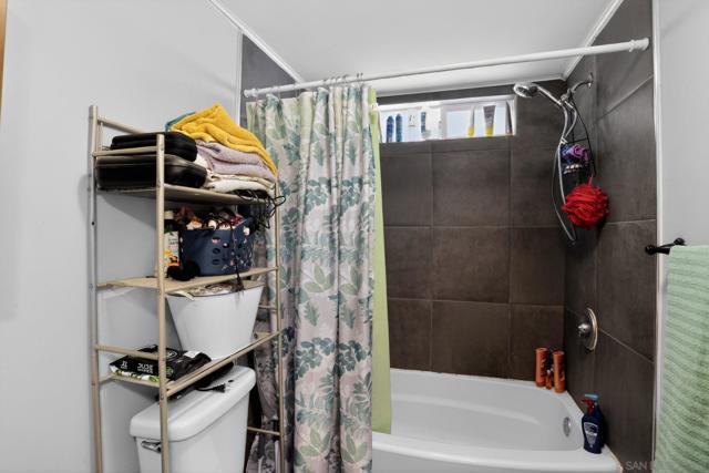 16522 Stagecoach, Corning CA: https://media.crmls.org/mediaz/0bd4ebaa-4c6b-45c3-b9c5-4eb973bc5e9a.jpg