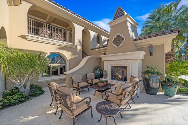 52345 Via Savona, La Quinta CA: https://media.crmls.org/mediaz/0bd5fd67-6162-4bb4-80ce-8ea7bf1edf21.jpg