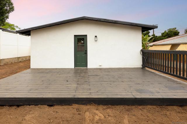8210 Orchard Ave, La Mesa CA: https://media.crmls.org/mediaz/0bd65386-ec7f-4740-98d6-7085e583d4ec.jpg
