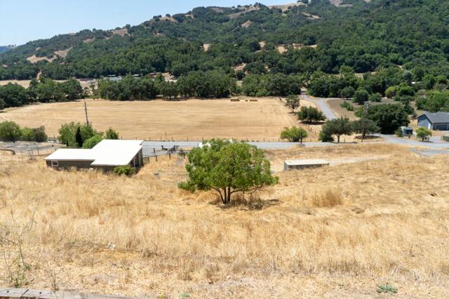 21050 Uvas Road, Morgan Hill CA: https://media.crmls.org/mediaz/0bd6b7ad-913d-4beb-a124-4be5a5544bad.jpg