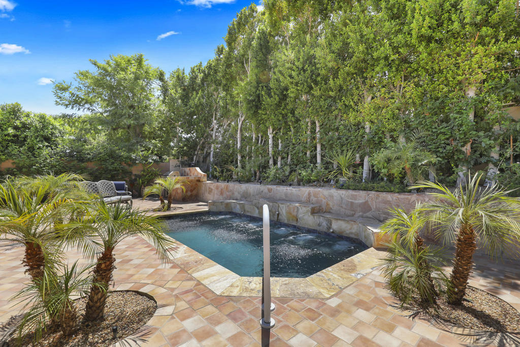 MLS #219134161DA image #1