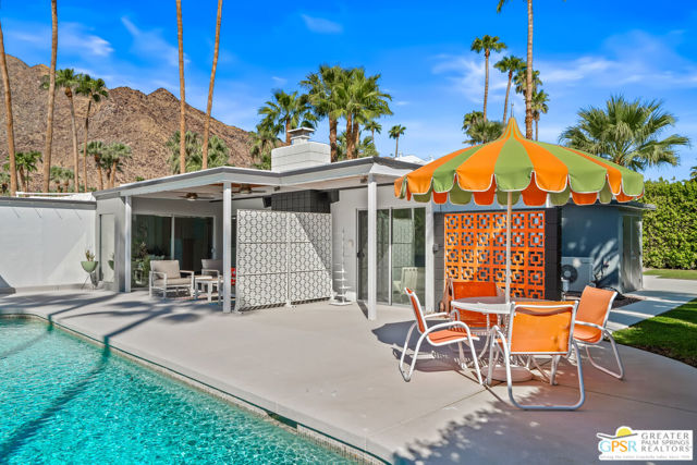 844 N Topaz Circle, Palm Springs, CA 92262