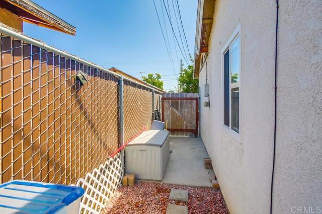 1828 34 B Avenue, National City CA: https://media.crmls.org/mediaz/0bd99c49-0b53-4118-b3a8-dabd408c3e1b.jpg