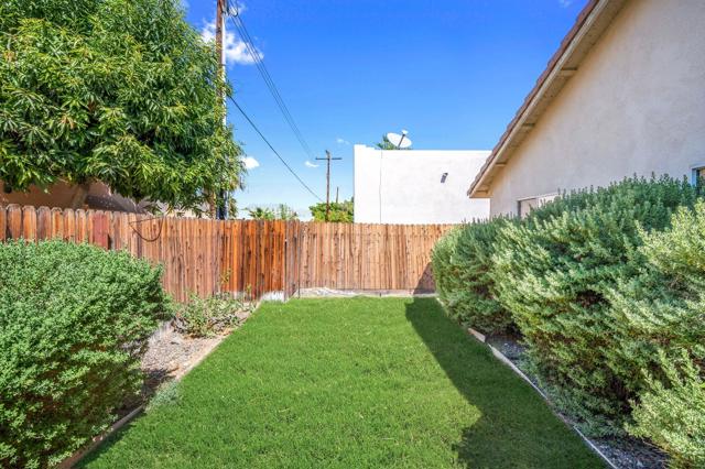 Image 31 of 32 For 53045 Avenida Obregon