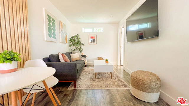 6713 Saint Clair Avenue, North Hollywood CA: https://media.crmls.org/mediaz/0bda9441-6bea-4f70-91cb-ce3cd66f6888.jpg