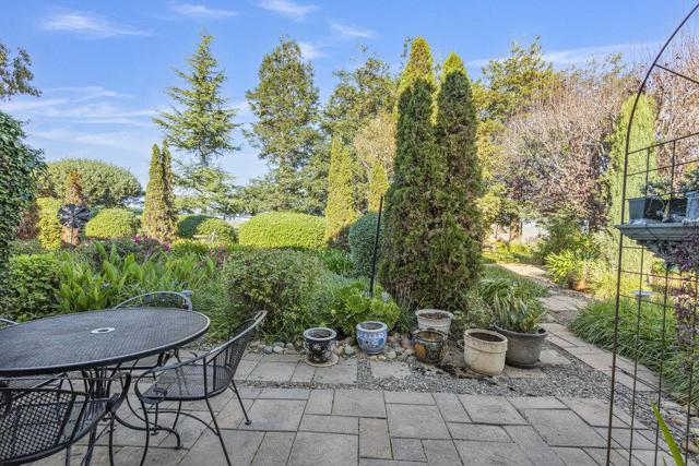 310 Via Vaquero Norte, San Juan Bautista CA: https://media.crmls.org/mediaz/0bdab1c9-6a82-4797-9cac-567548ef244e.jpg