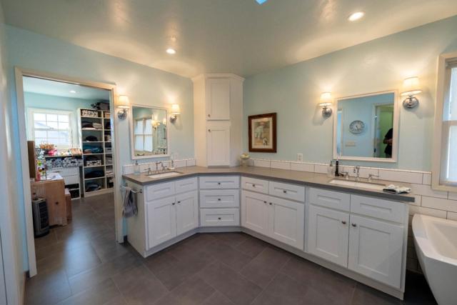 434 Oak Avenue, Greenfield CA: https://media.crmls.org/mediaz/0bdb29bc-86c0-44ed-9d40-6817697cd39c.jpg