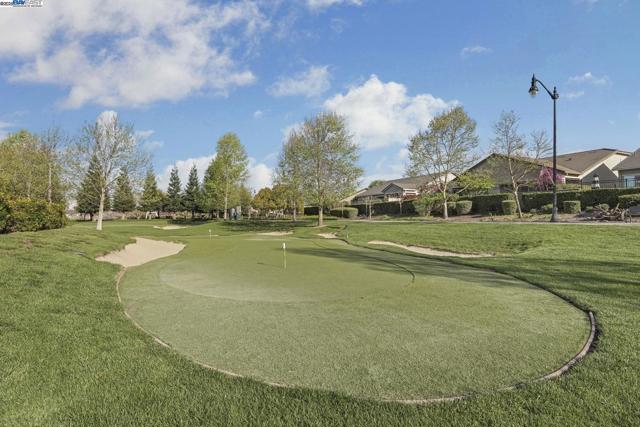 2961 Clear Point Way, Manteca CA: https://media.crmls.org/mediaz/0bdb50b1-ab27-4c39-a4a0-a9f62b555890.jpg