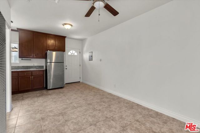 907 E 81st Street, Los Angeles CA: https://media.crmls.org/mediaz/0bdce8ae-e349-4808-8c50-6c77d1e43fba.jpg