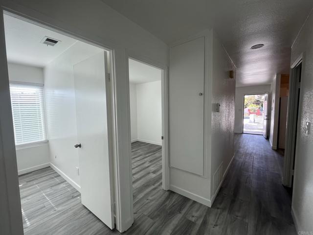 127 AVE DE LA MADRID, San Diego CA: https://media.crmls.org/mediaz/0bdd9d69-95ed-4b6c-a968-6f9835756171.jpg