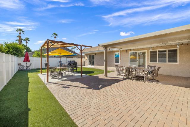 47800 Madison Street, Indio CA: https://media.crmls.org/mediaz/0bde9683-41c6-48a0-88cb-9600a629ac24.jpg