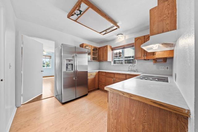 Detail Gallery Image 13 of 59 For 694 Calma Pl, Chula Vista,  CA 91910 - 5 Beds | 3/1 Baths