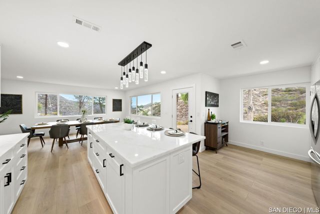 13764 Jamul DR, Jamul CA: https://media.crmls.org/mediaz/0be115c9-be04-44a0-a453-30a8e00d04b8.jpg