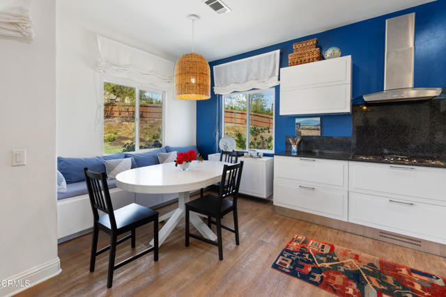 690 Valley Oak Road, Solvang CA: https://media.crmls.org/mediaz/0be2c846-1181-4f4b-bdf0-2d7dcf4516c3.jpg